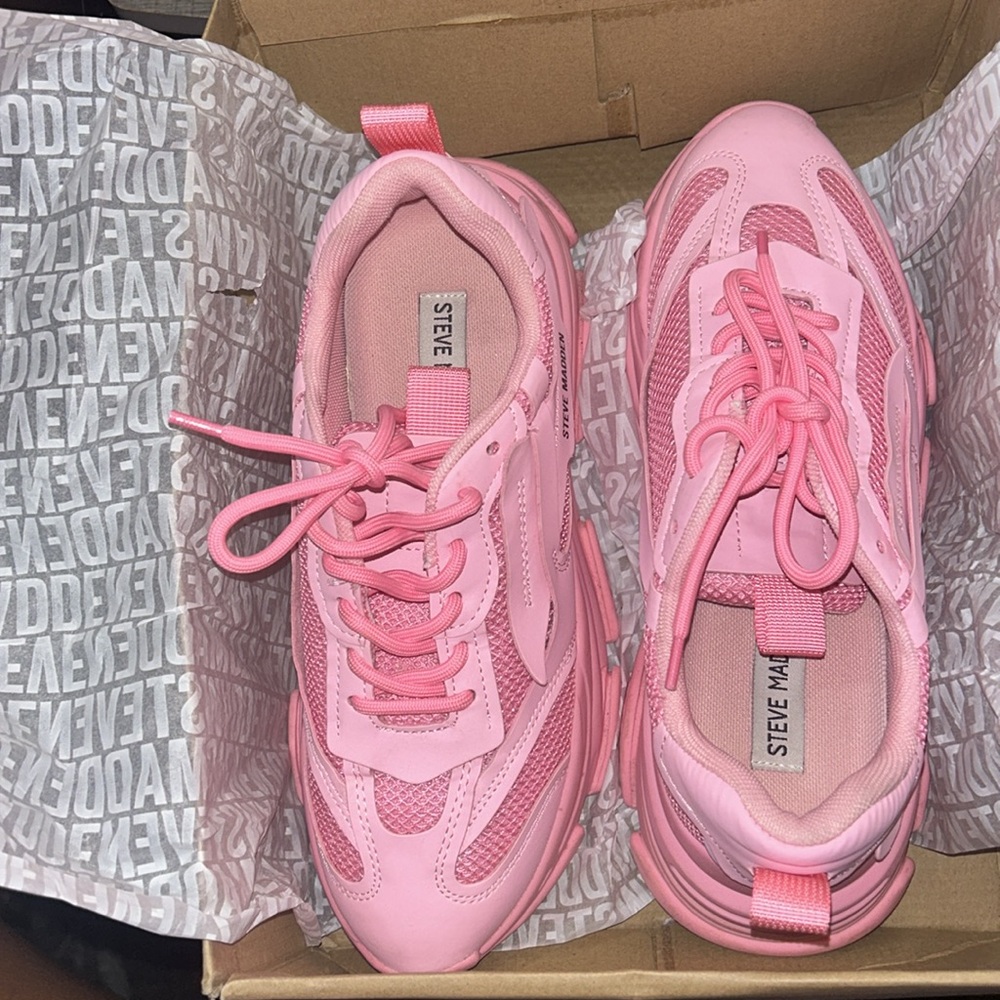 Steve Madden Pink Chunky Sole Sneakers - Picture 2 of 6
